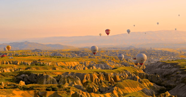 air baloons all over the valley